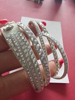 Swarovski Crystal Wrap Bracelet in White with Iridescent Stones